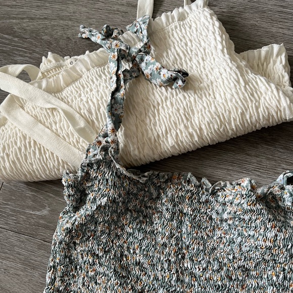 Tank Top Bundle - Picture 2 of 3